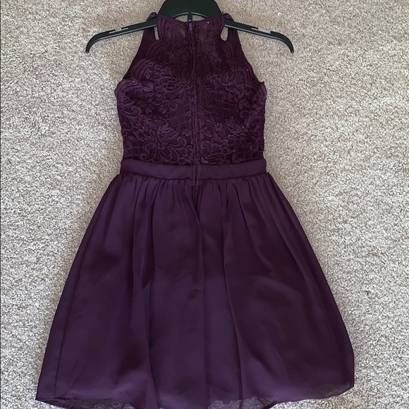 Dress - Picture 2 of 2